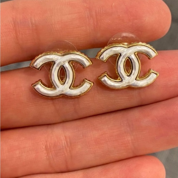 Chanel Pearly CC Stud Earrings - Picture 2 of 5